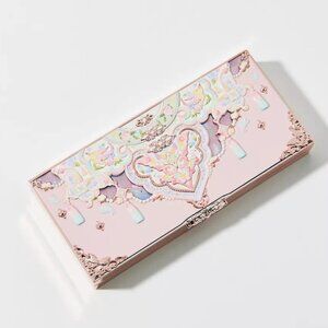 Flower Knows Butterfly Cloud Collar Embossed 6-Color Makeup Palette 02